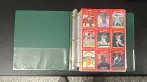 Vintage 1989 Donruss Baseball Trading Card Collection in Binder 360 cards